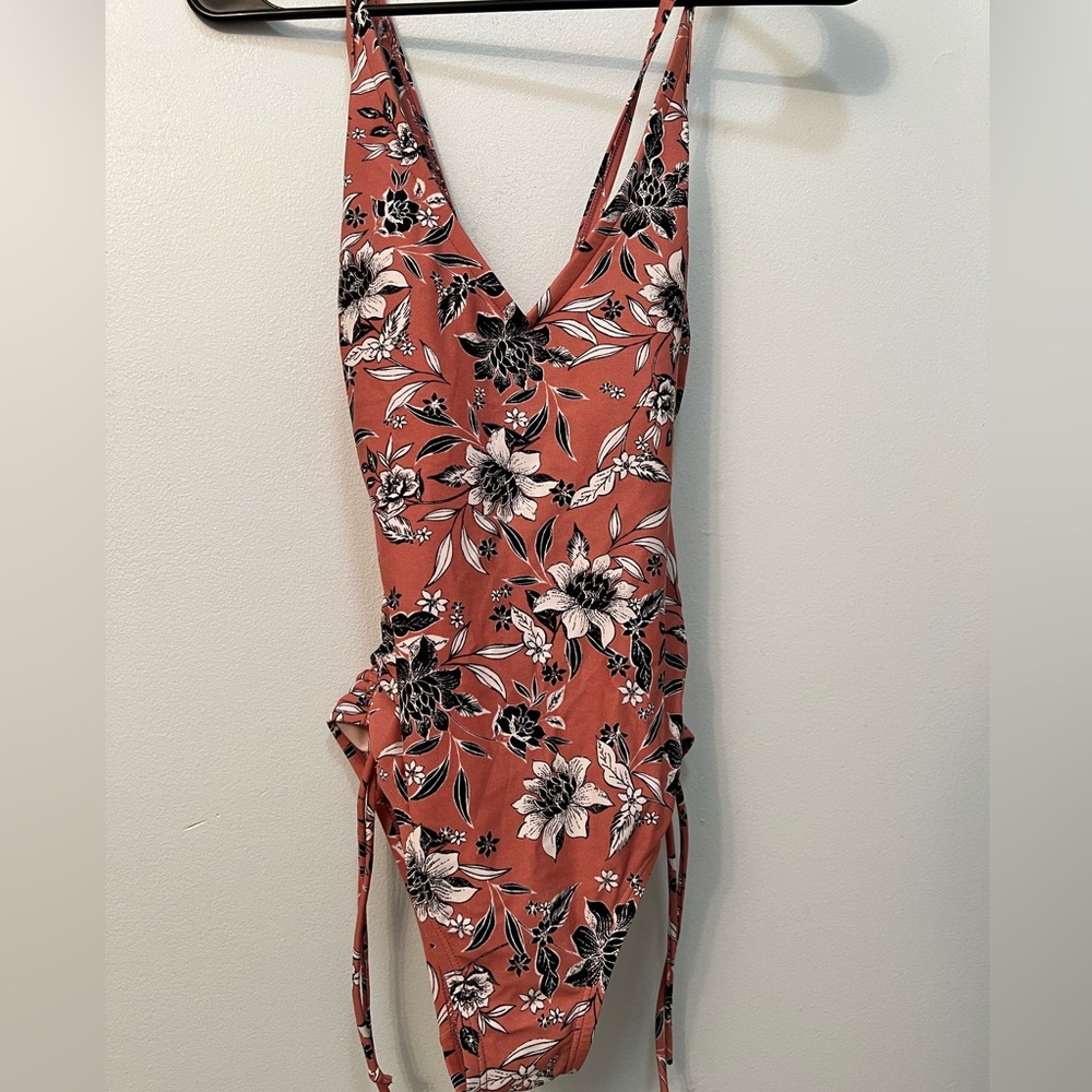 Size medium women’s swimsuit